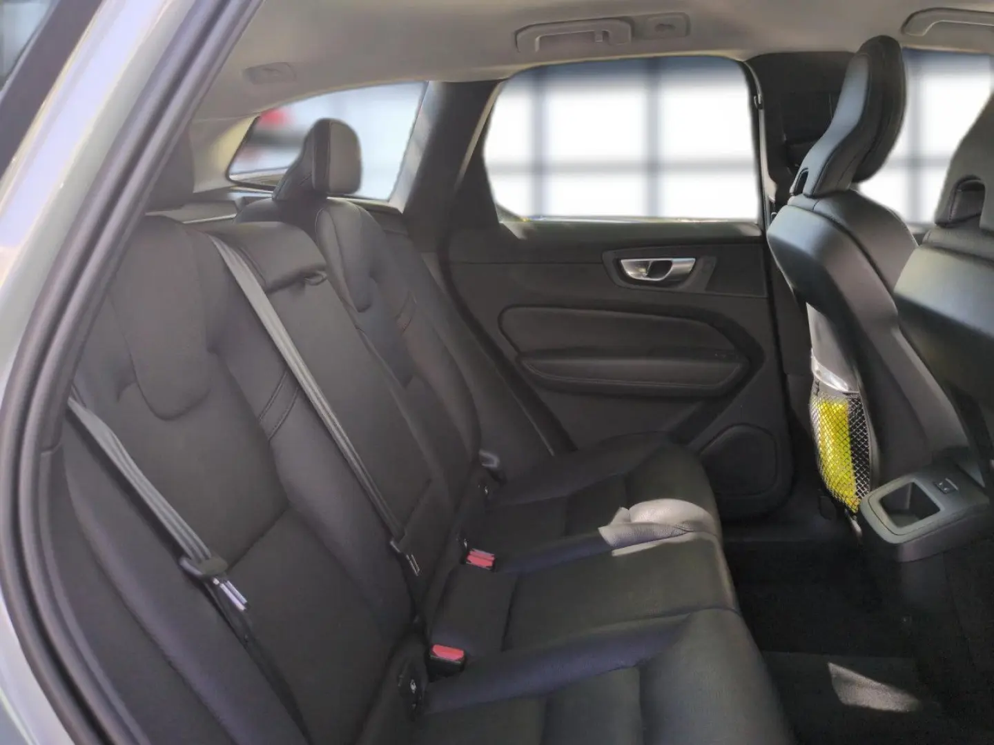 XC 60 Plus Dark AWD