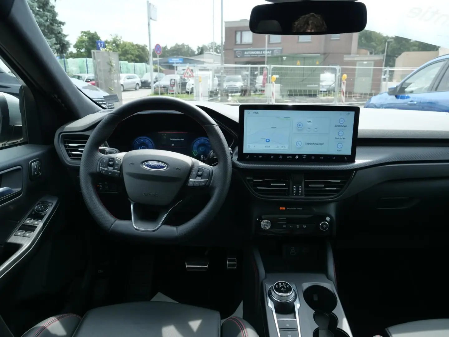 Kuga Hybrid ST-Line X  4x4