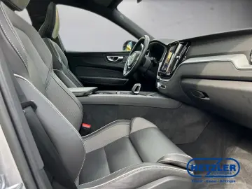 XC60 R Design AWD B5 Diesel EU6d AHK Navi Leder 