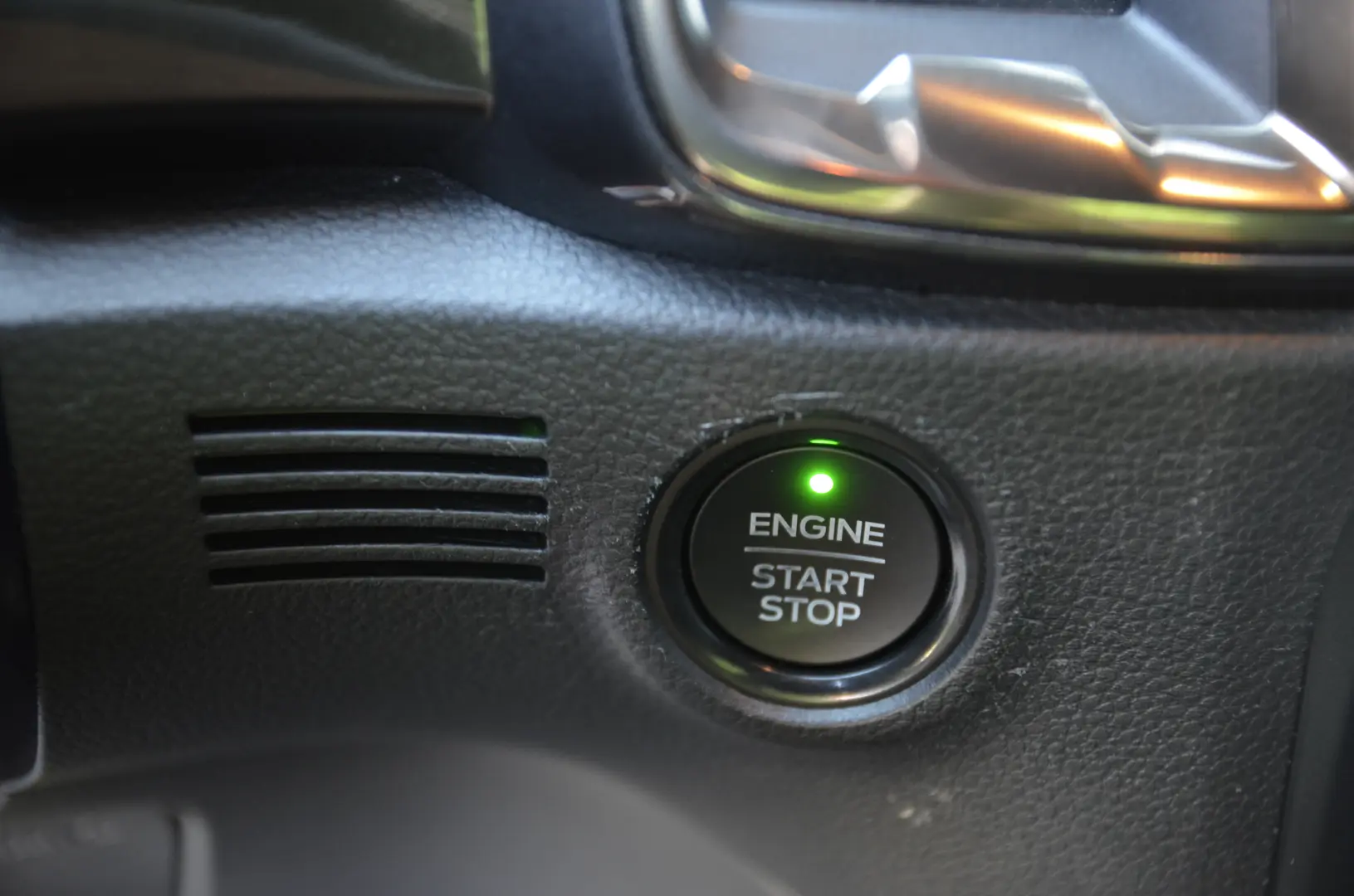 FORD Ranger WildTrak 2.0 TDCi 4×4 Cabina Dubla