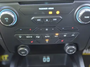 FORD Ranger WildTrak 2.0 TDCi 4×4 Cabina Dubla