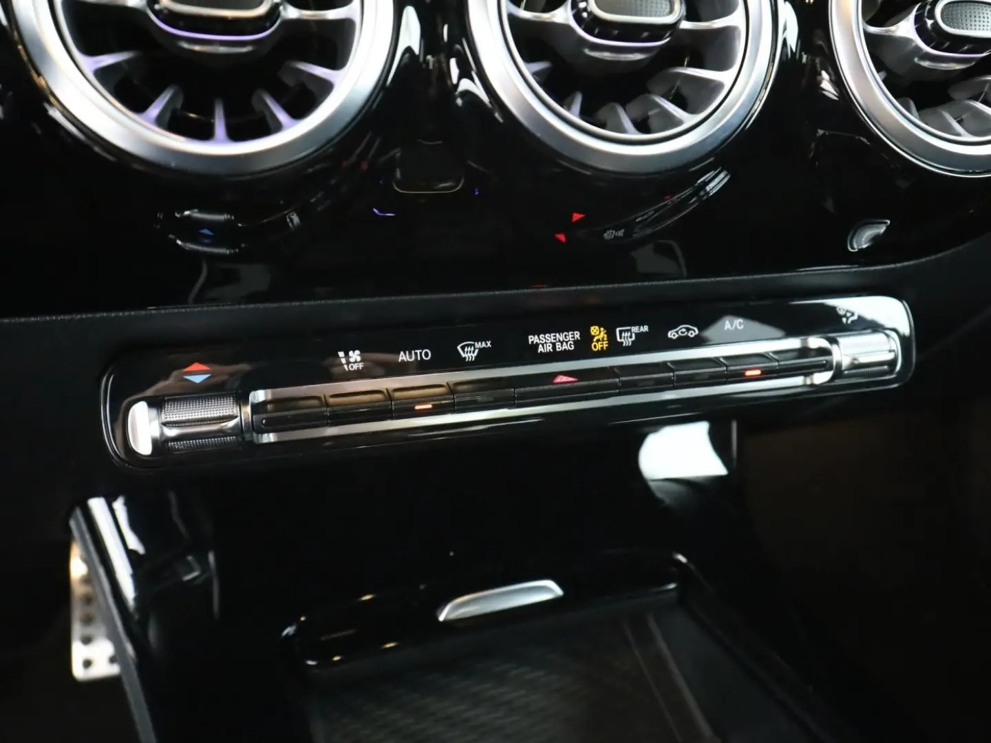 CLA 200 d Edition AMG Line*AHK*Multibeam*SHZ*PTS