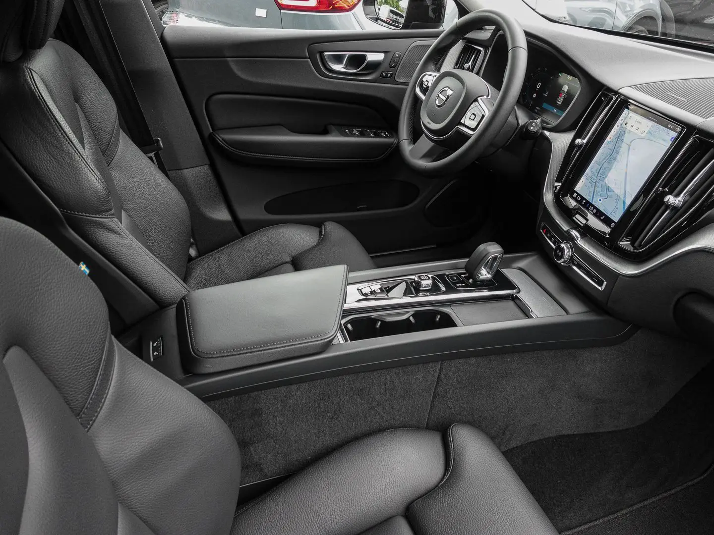 XC60 B4 AWD Plus Dark MATRIX ACC AUT EL.HECK KAM