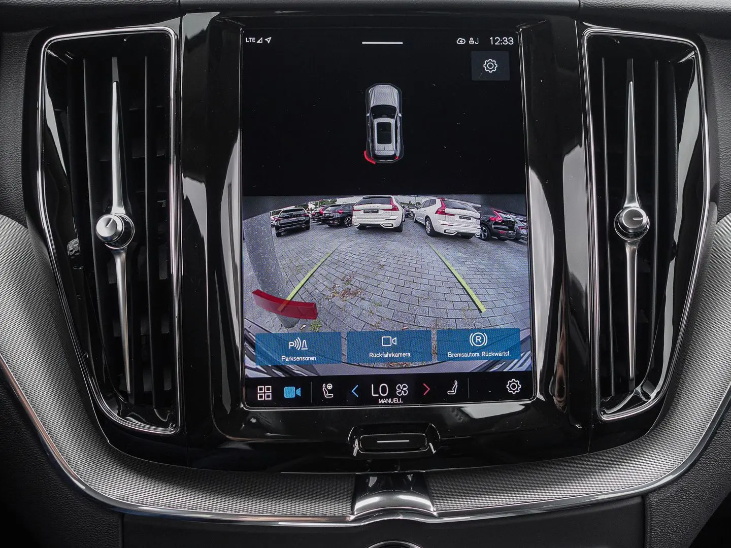 XC60 B4 AWD Plus Dark MATRIX ACC AUT EL.HECK KAM