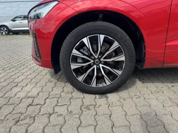 XC60 Plus Dark AWD B4 Diesel EU6d StandHZG AHK D