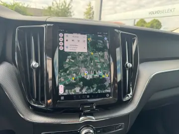 XC60 Plus Dark AWD B4 Diesel EU6d StandHZG AHK D