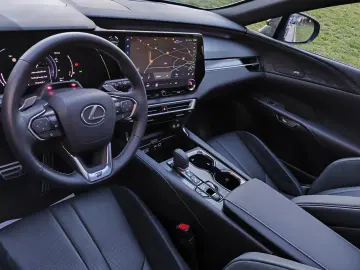 Lexus RX 500h F SPORT +