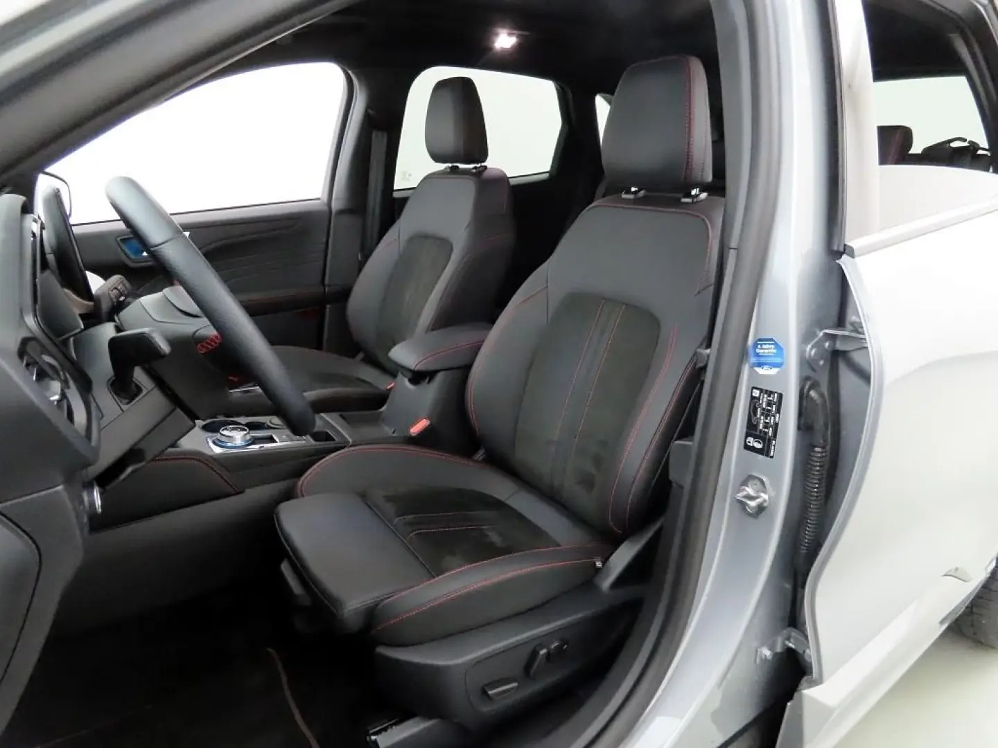 Kuga 2.5 Hybrid ST-Line X