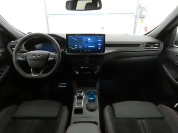 Kuga 2.5 Hybrid ST-Line X