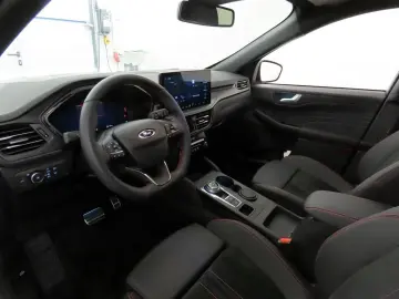 Kuga 2.5 Hybrid ST-Line X
