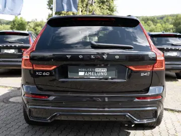 XC60 B4 Ultimate Dark AWD ACC LED PANO HUD 360°
