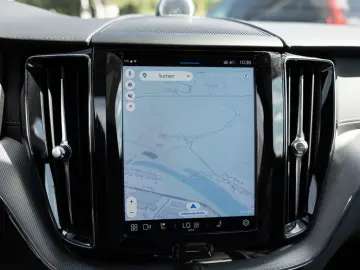 XC60 B4 Ultimate Dark AWD ACC LED PANO HUD 360°