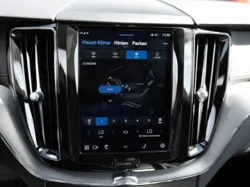 XC60 B4 Ultimate Dark AWD ACC LED PANO HUD 360°