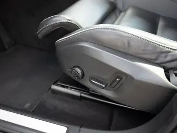 XC60 B4 Ultimate Dark AWD ACC LED PANO HUD 360°
