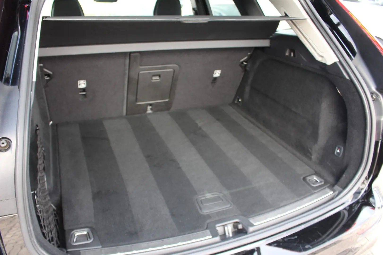 XC60 B4 Diesel Ultimate Dark +HUD+h/k+Standheiz+