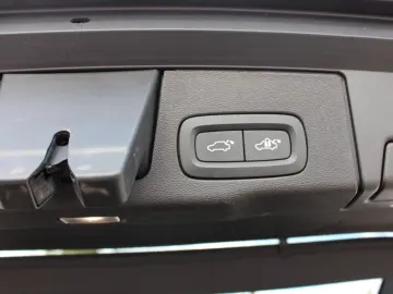 XC60 B4 Diesel Ultimate Dark +HUD+h/k+Standheiz+