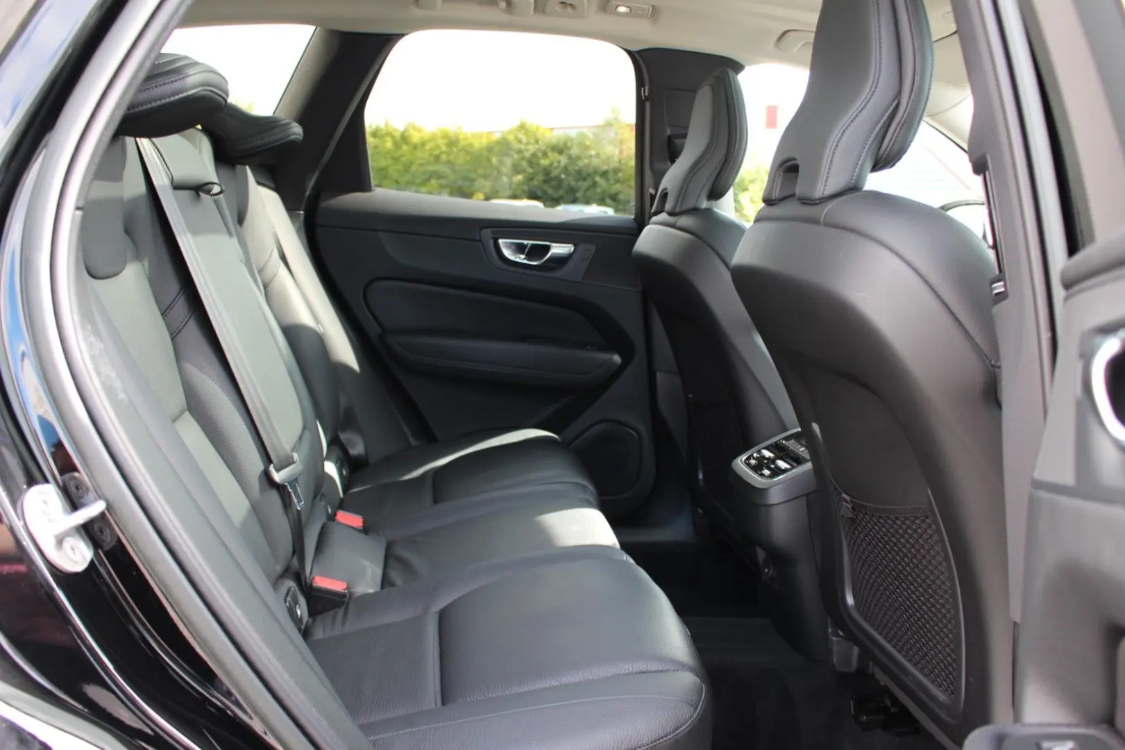 XC60 B4 Diesel Ultimate Dark +HUD+h/k+Standheiz+