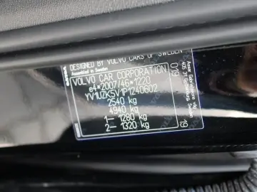 XC60 B4 Diesel Ultimate Dark +HUD+h/k+Standheiz+