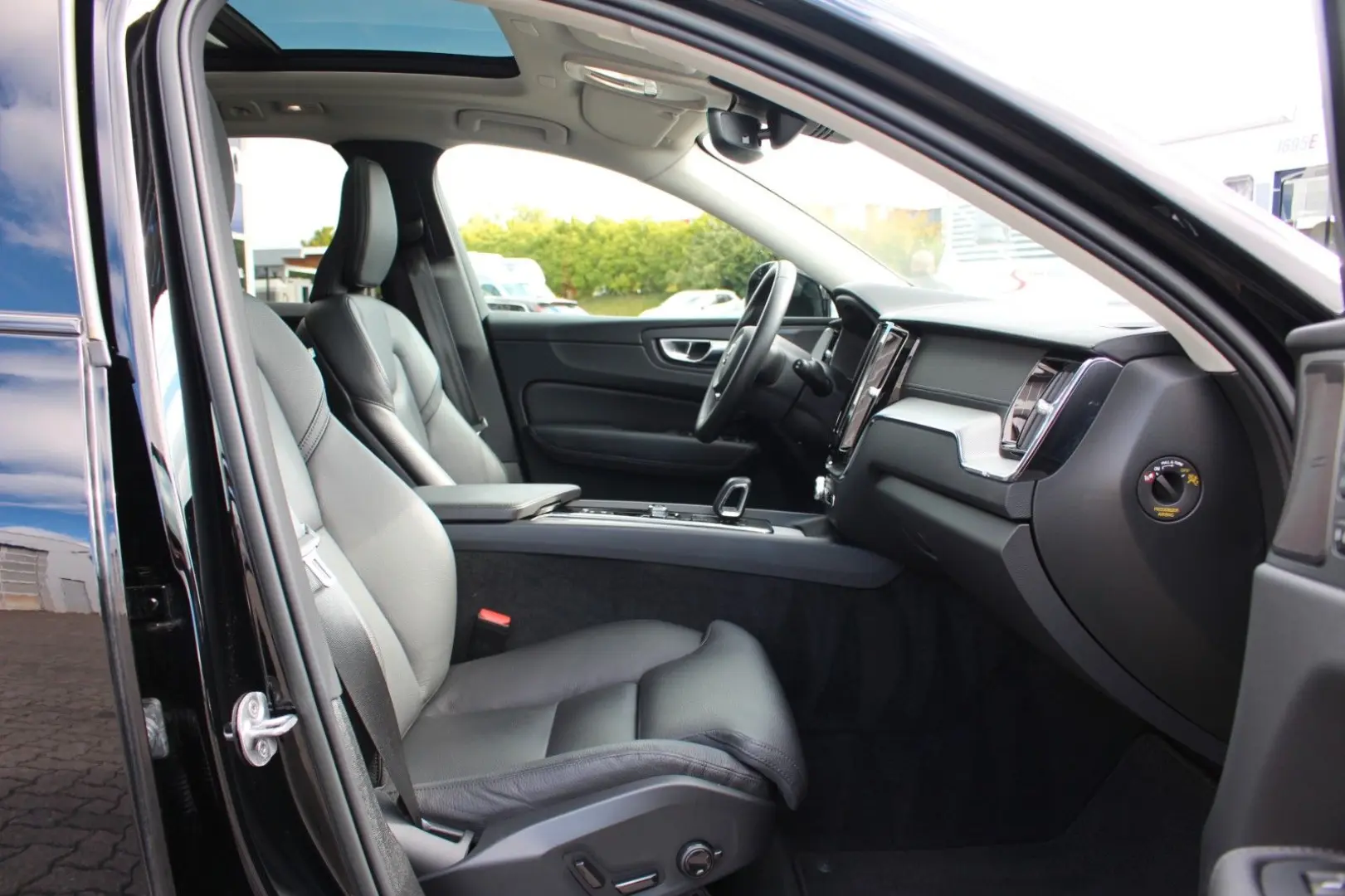XC60 B4 Diesel Ultimate Dark +HUD+h/k+Standheiz+