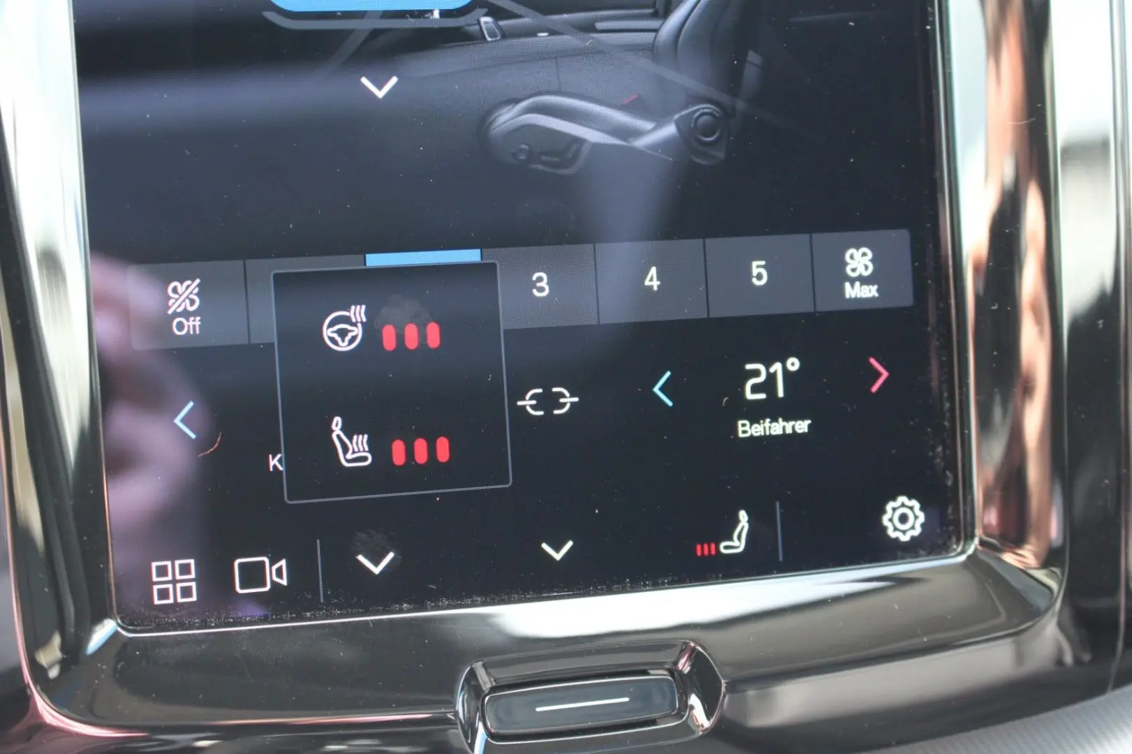 XC60 B4 Diesel Ultimate Dark +HUD+h/k+Standheiz+
