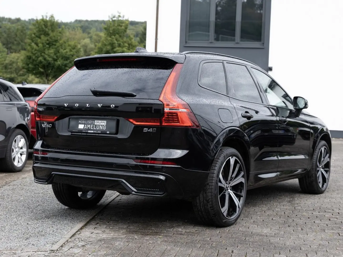 XC60 B4 D AWD Plus Dark aus 1.Hand NAVI LED PANO