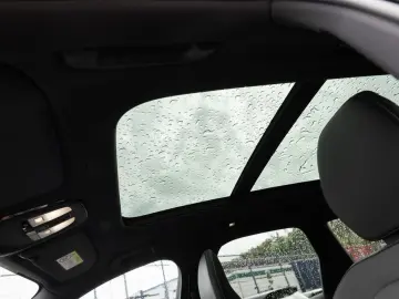 XC60 B4 D AWD Plus Dark aus 1.Hand NAVI LED PANO