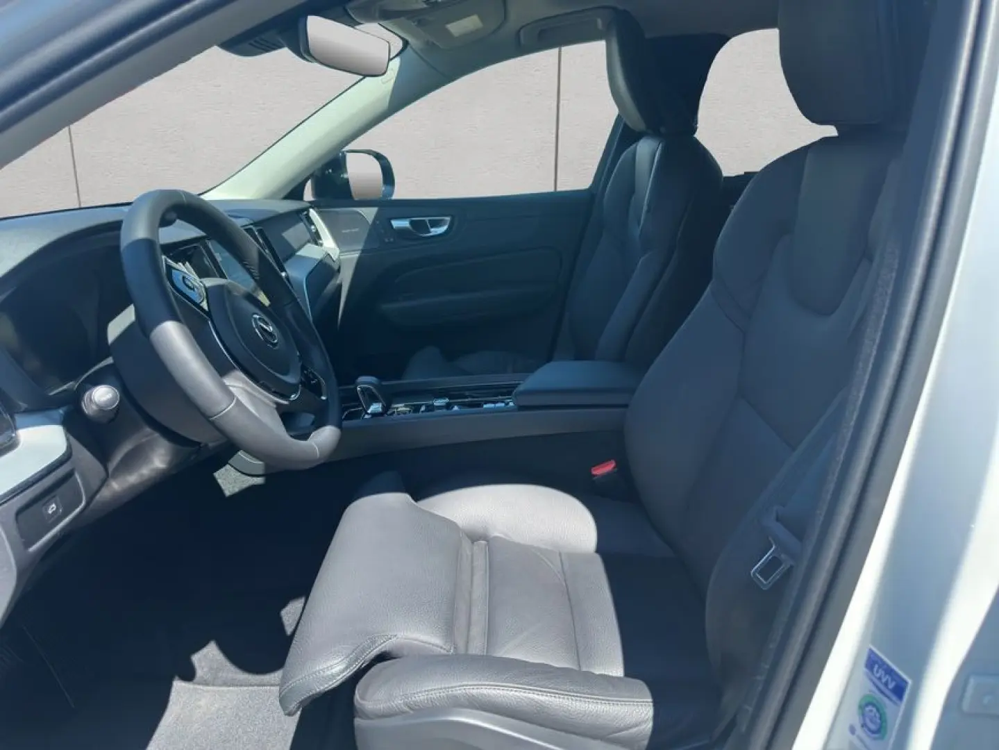 XC60 B4 AWD Plus-Dark Aut Leder BLIS PilotAssist