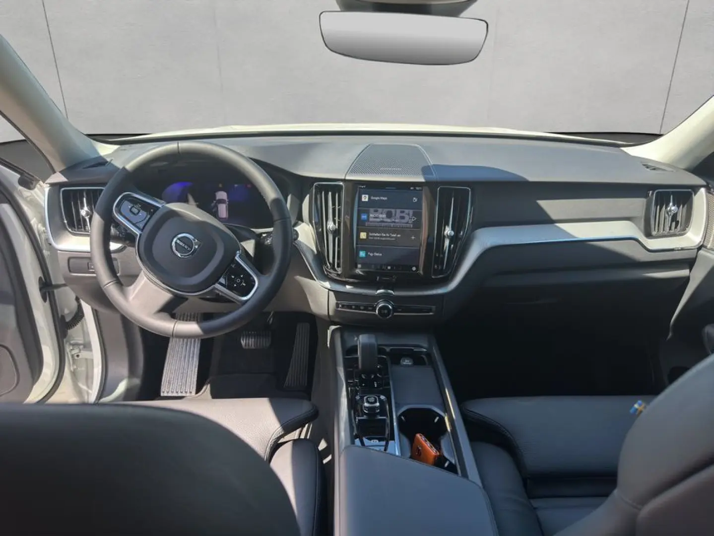 XC60 B4 AWD Plus-Dark Aut Leder BLIS PilotAssist