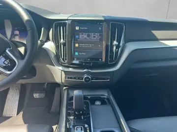 XC60 B4 AWD Plus-Dark Aut Leder BLIS PilotAssist