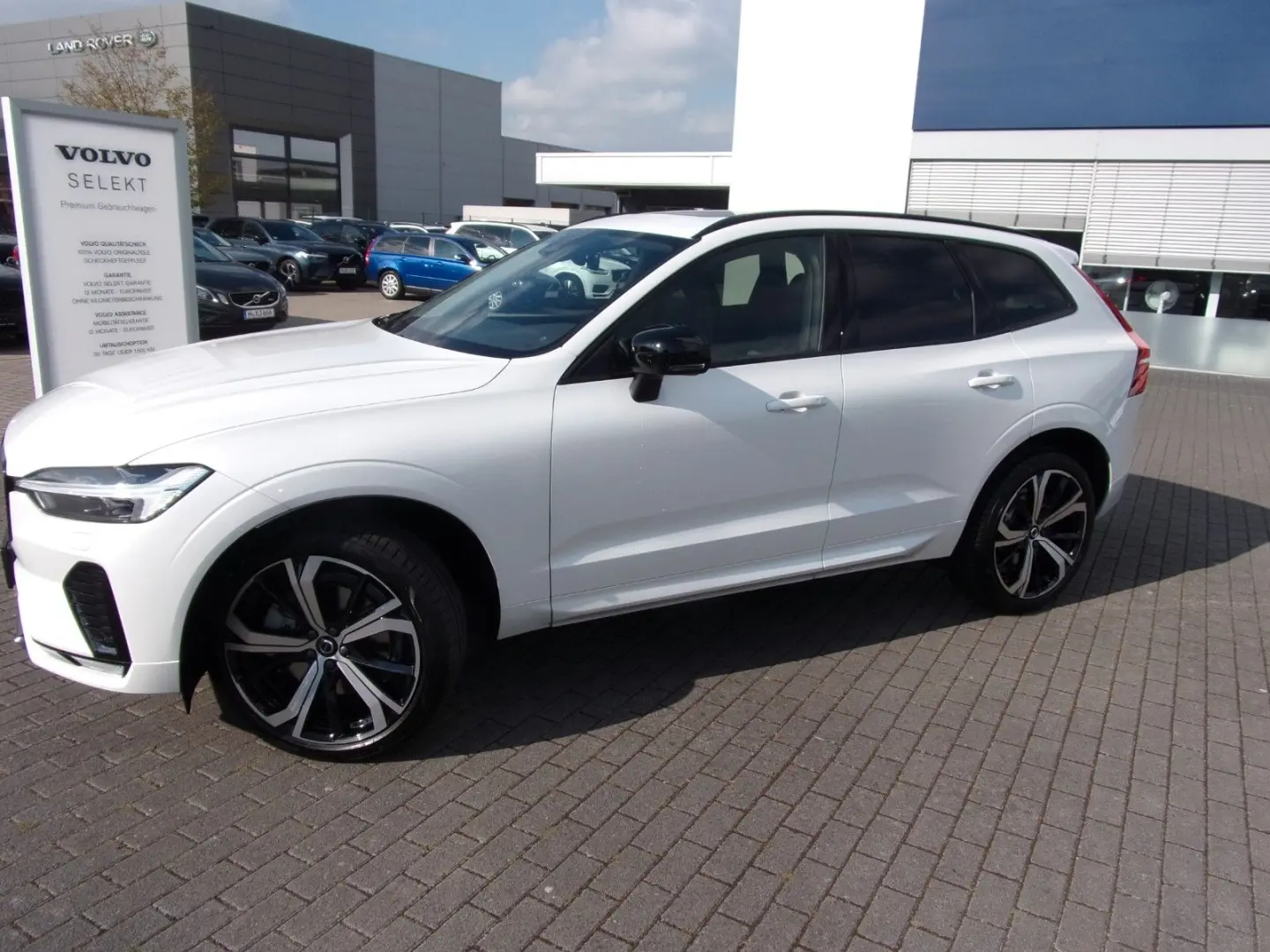 XC 60 B4  Plus Dark AWD