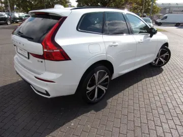 XC 60 B4  Plus Dark AWD
