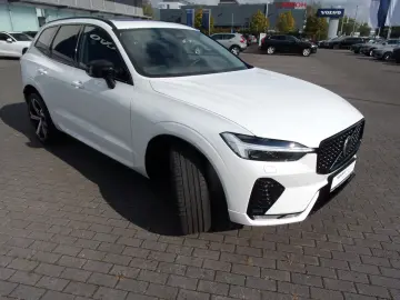 XC 60 B4  Plus Dark AWD