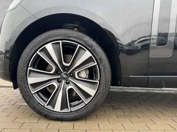 Range Rover Diesel D300 HSE AHK elektr. / 22 '