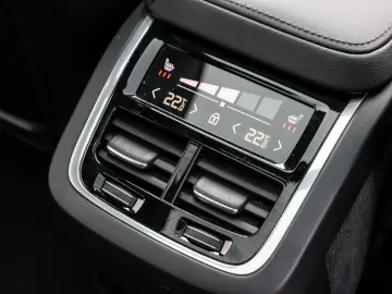 XC60 B5 (B) Benzin Ultimate Bright AWD #Head Up/