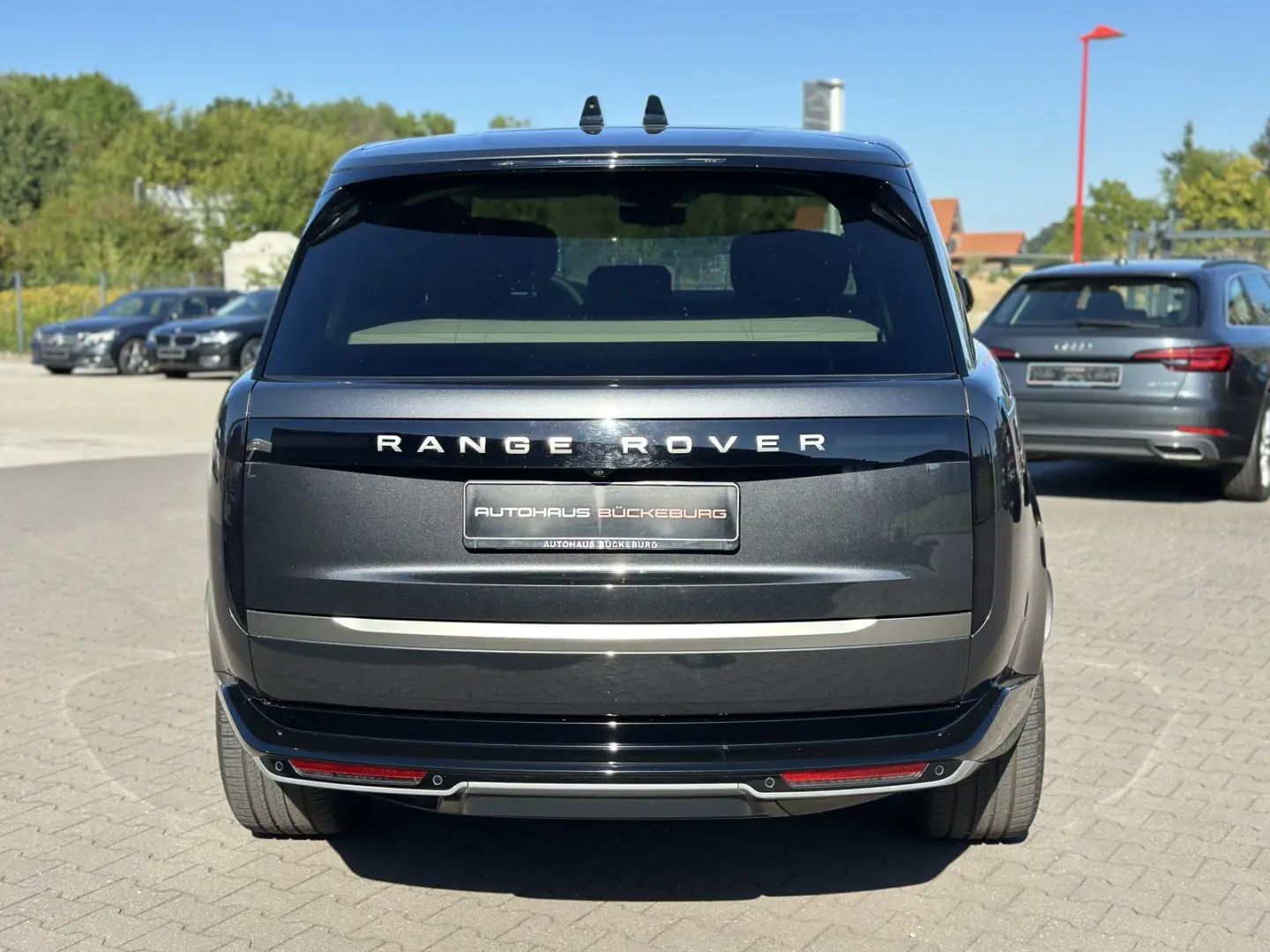 Range Rover D350  HSE Pano Signature
