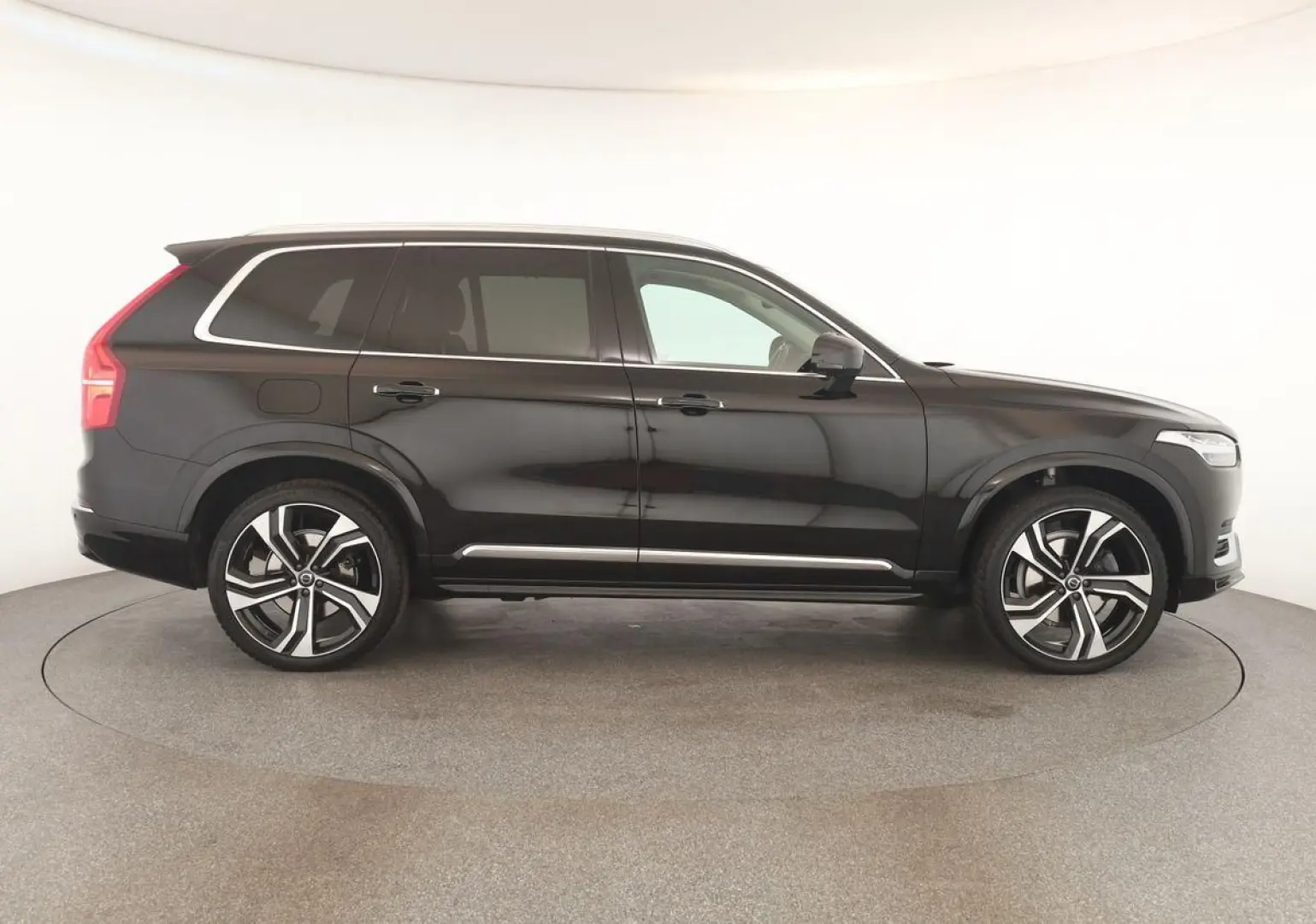 XC90 B5 AWD Plus Bright 7S LED Pano Navi AHK 22