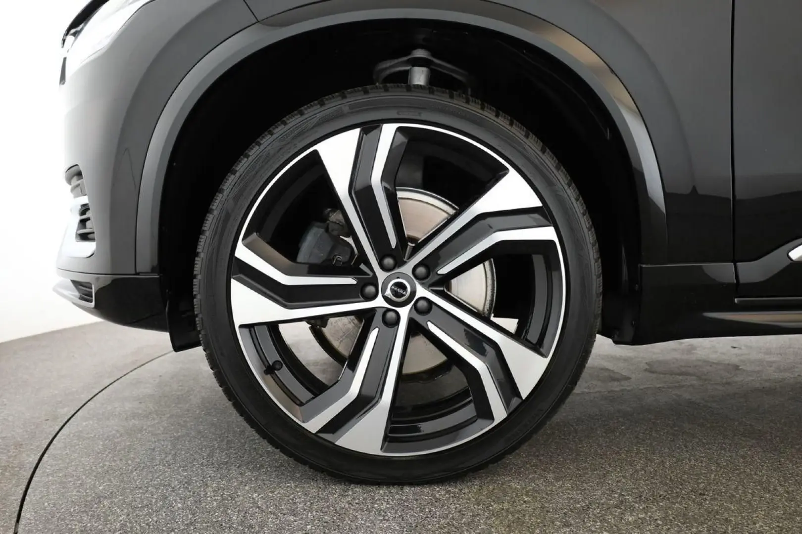 XC90 B5 AWD Plus Bright 7S LED Pano Navi AHK 22