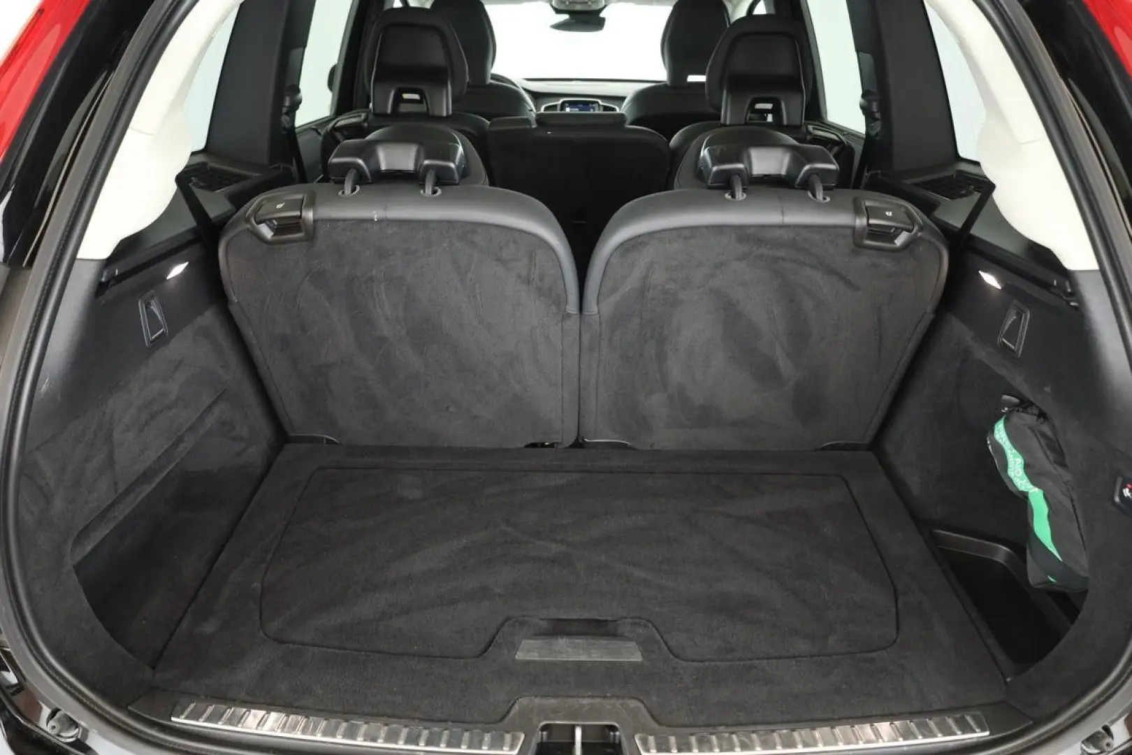 XC90 B5 AWD Plus Bright 7S LED Pano Navi AHK 22