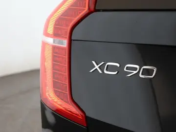 XC90 B5 AWD Plus Bright 7S LED Pano Navi AHK 22