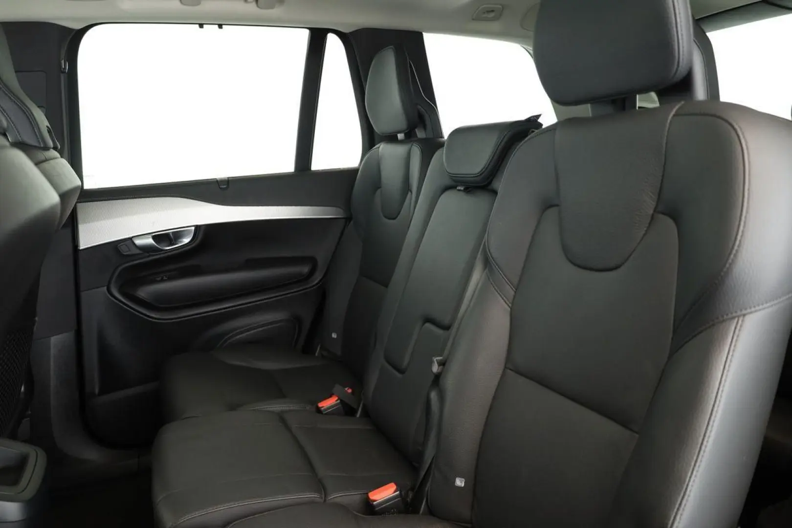 XC90 B5 AWD Plus Bright 7S LED Pano Navi AHK 22