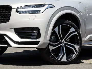 XC90 T8 Recharge AWD Ultra Dark NP 104.980 -  MA