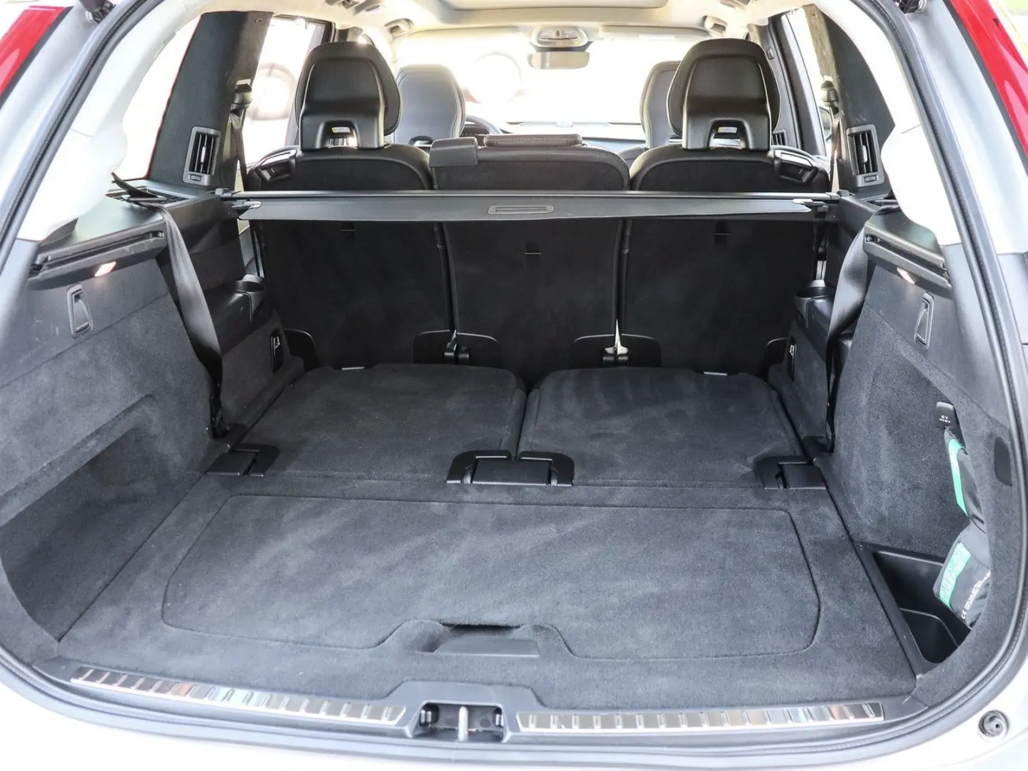 XC90 T8 Recharge AWD Ultra Dark NP 104.980 -  MA