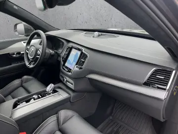 XC90 Ultimate Bright AWD 360° *aus 1.Hand*