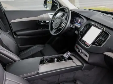 XC90 T8 Recharge AWD Ultra Dark NP:105.110,-//MA