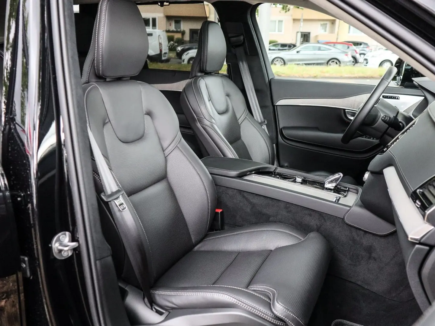 XC90 T8 Recharge AWD Ultra Dark NP:105.110,-//MA