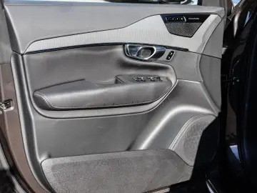 XC90 Plus Bright AWD B5 Diesel EU6d 7-Sitzer Sta