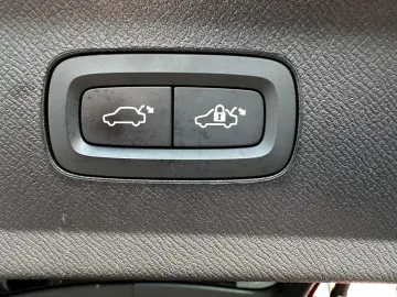 XC90 B5 AWD Ultimate 7-Sitz,AHK,360°,HUD,PANO