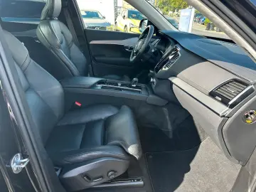 XC90 B5 AWD Ultimate 7-Sitz,AHK,360°,HUD,PANO