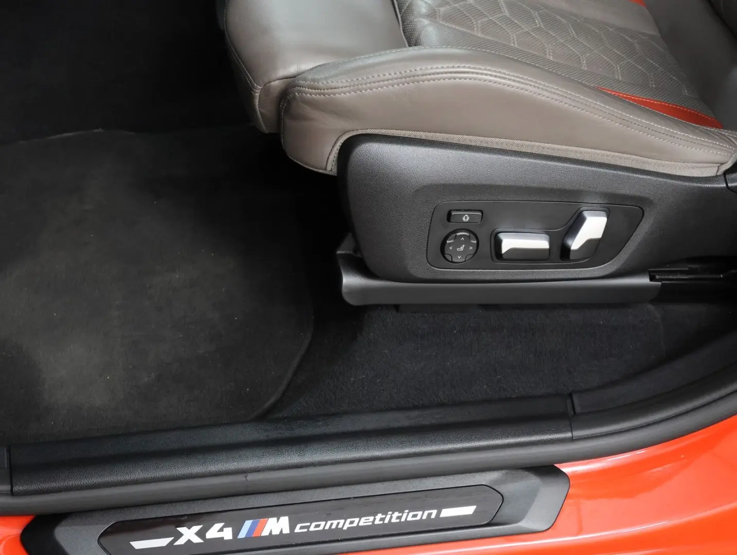 X4 M Competition