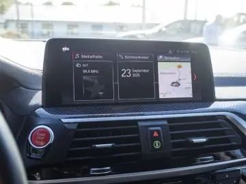 X4 M +Panorama+Navi+HUD+Leder+e-Sitze+LenkradHZG
